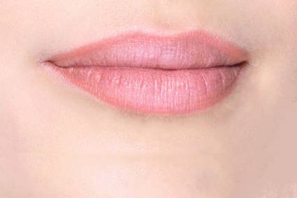 Maquillage permanent des lèvres à La Grande Motte, près de Lunel et Montpellier
